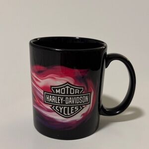 Harley-Davidson Black and Red Swirl Mug